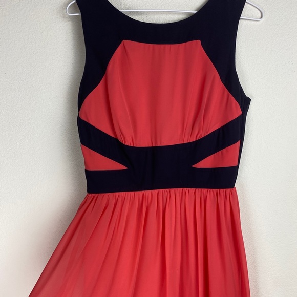 Coral and Navy Color Block Dress Size 6 - Picture 7 of 7
